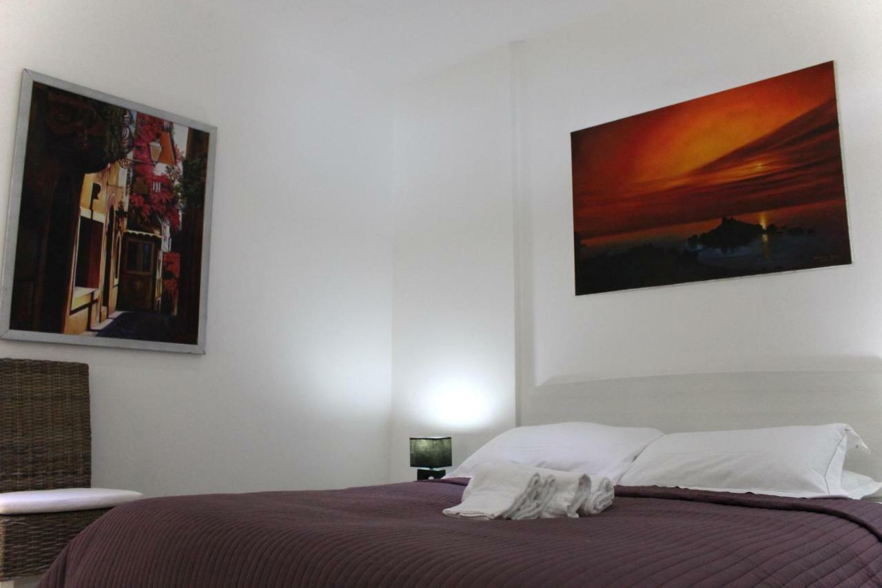 Villa Nina 2013 Appartamento Taormina Buitenkant foto