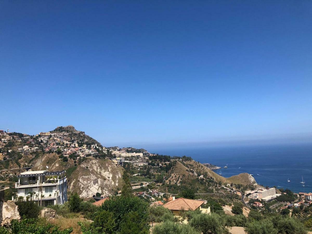 Villa Nina 2013 Appartamento Taormina Buitenkant foto